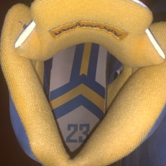 Jordan Retro 5 “Laney” - Picture 2 of 4